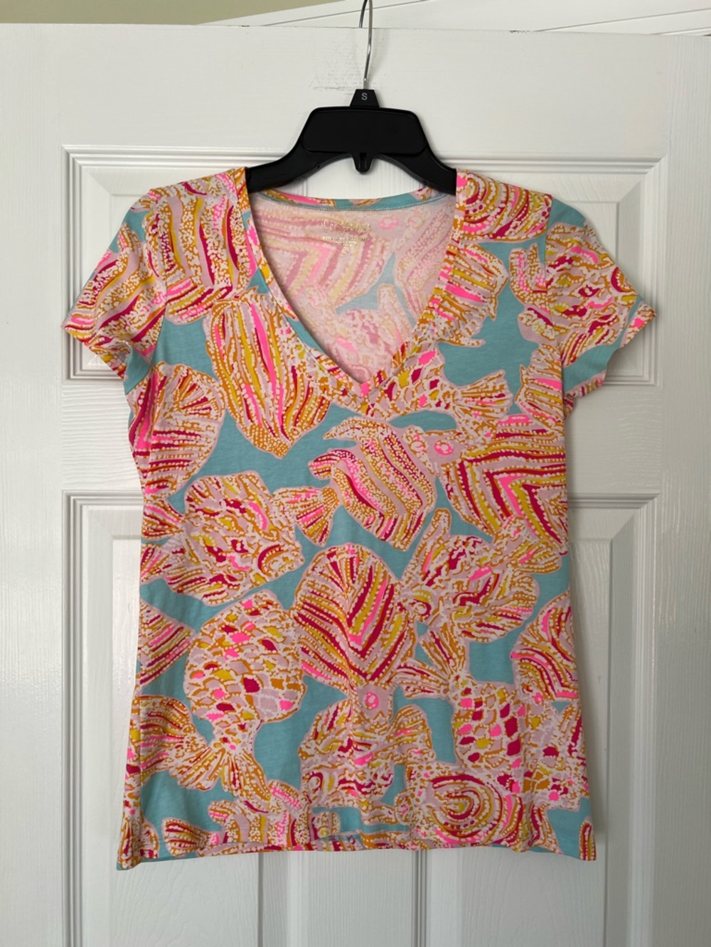 LILLY PULITZER Michele v-neck top in Breakwater Blue Tini Bikini fish size Small